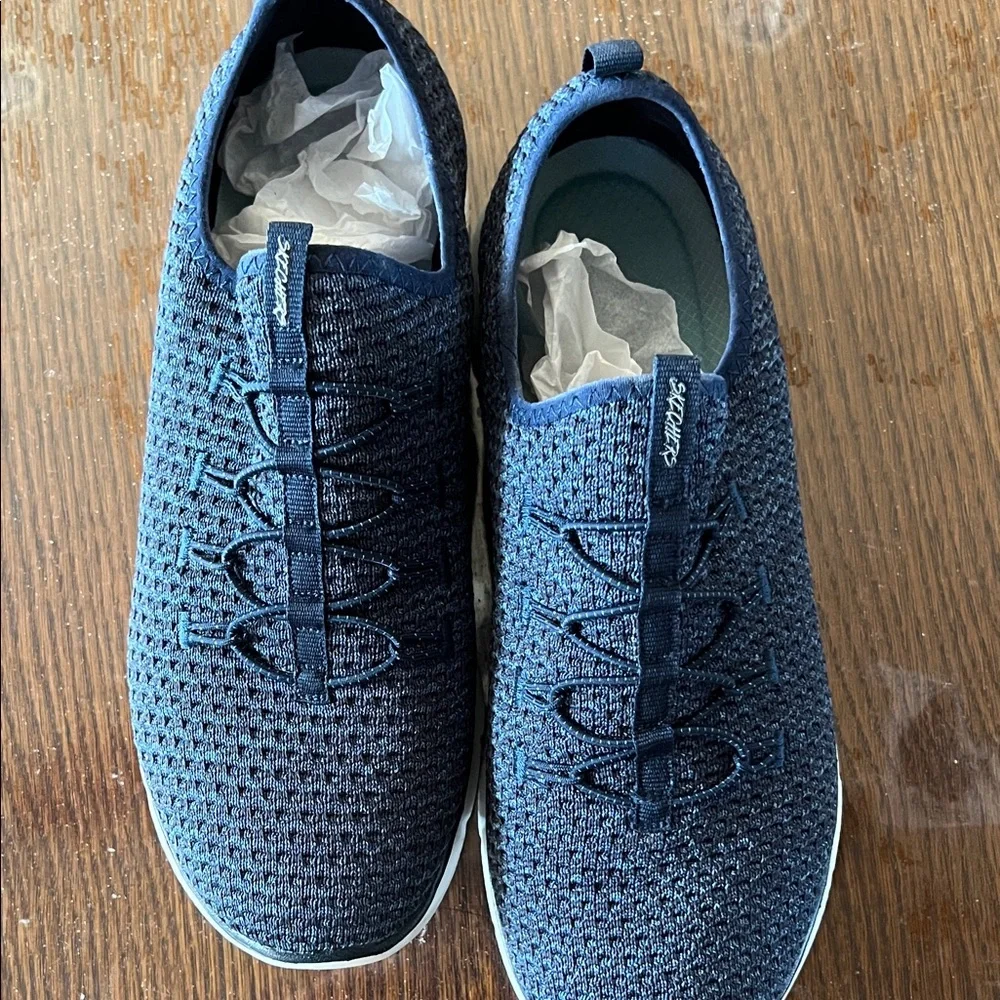 Skechers Women’s New Navy Knit Sneakers - Picture 1 of 7